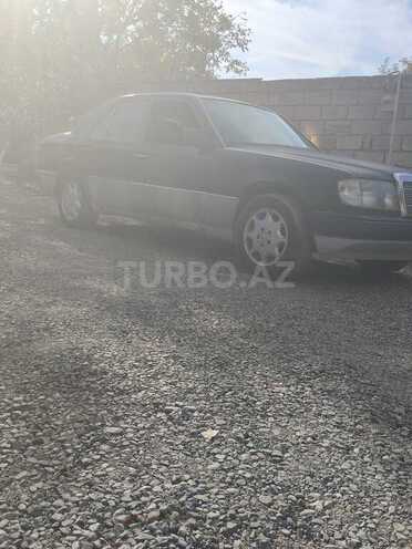 Mercedes 220 E 1993, 458,000 km - 2.2 l - İsmayıllı