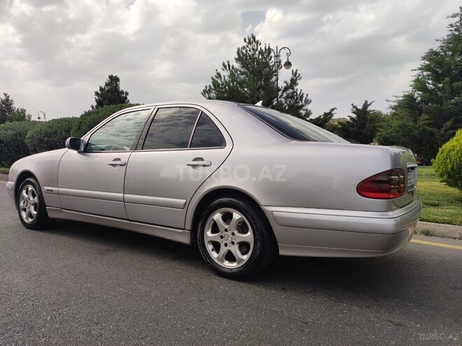 Mercedes E 220 2001, 650,000 km - 2.2 l - Bakı