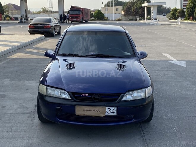 Opel Vectra 1996, 278,000 km - 1.6 l - Sumqayıt