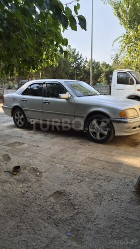 Mercedes C 200 1995, 240,000 km - 2.0 l - Sumqayıt