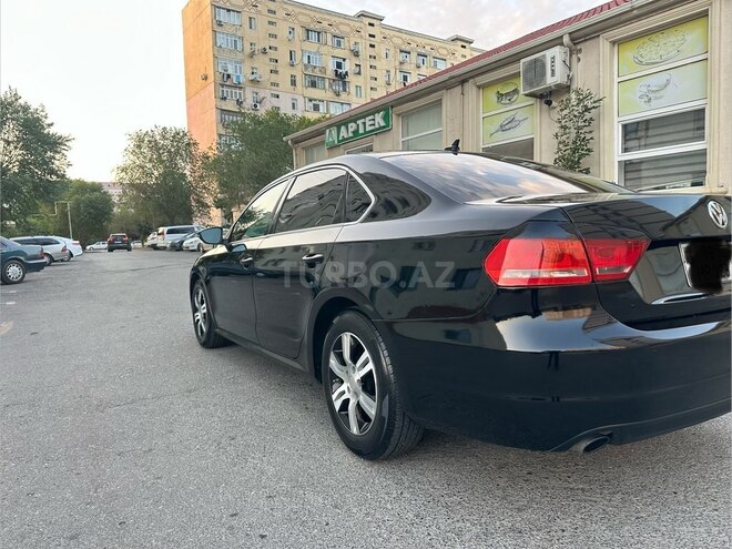 Volkswagen Passat 2012, 183,000 km - 2.5 l - Sumqayıt