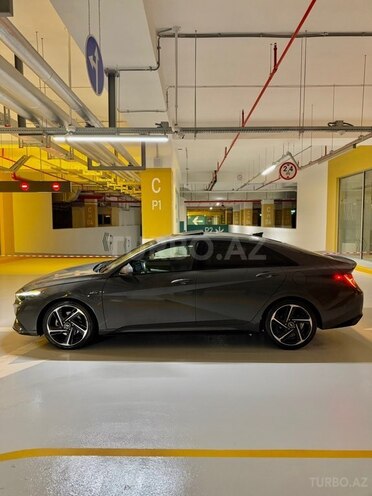 Hyundai  2023, 43,000 km - 1.6 l - Bakı