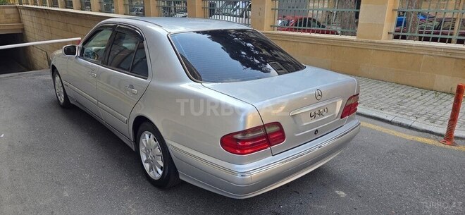 Mercedes E 220 2000, 410,000 km - 2.2 l - Bakı