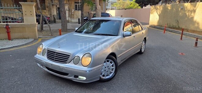 Mercedes E 220 2000, 410,000 km - 2.2 l - Bakı