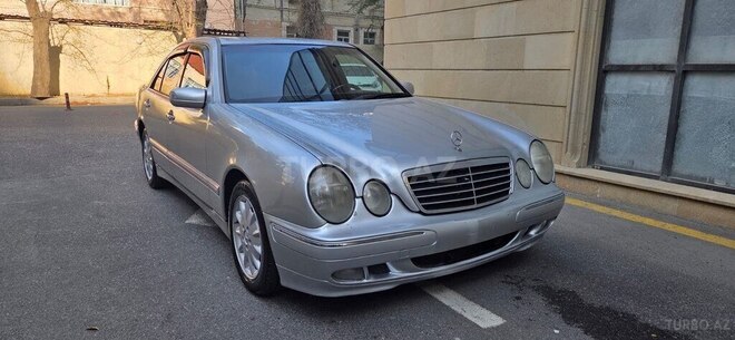 Mercedes E 220 2000, 410,000 km - 2.2 l - Bakı