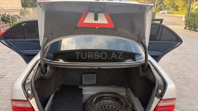 Mercedes E 230 1996, 595,743 km - 2.3 л - Bakı