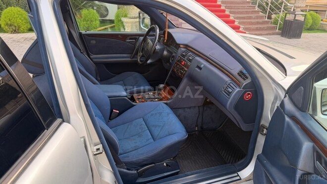 Mercedes E 230 1996, 595,743 km - 2.3 л - Bakı