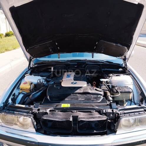 BMW 728 2000, 40,000 km - 2.8 l - Bakı