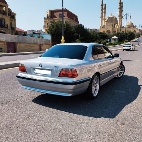 BMW 728 2000, 40,000 km - 2.8 l - Bakı
