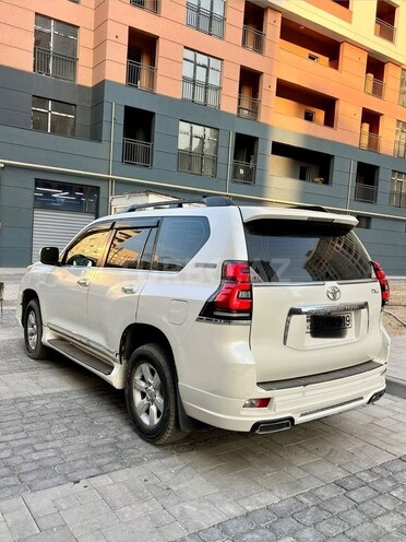 Toyota Land Cruiser Prado 2010, 255,000 km - 2.7 l - Bakı