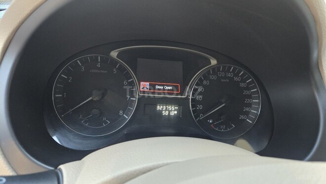 Nissan Altima 2014, 323,755 km - 2.5 l - Ucar