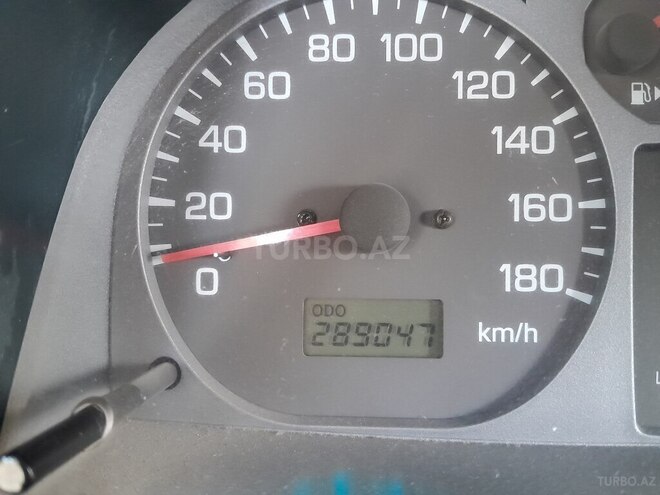 Mitsubishi Pajero io 2002, 289,047 km - 1.8 l - Ağcabədi