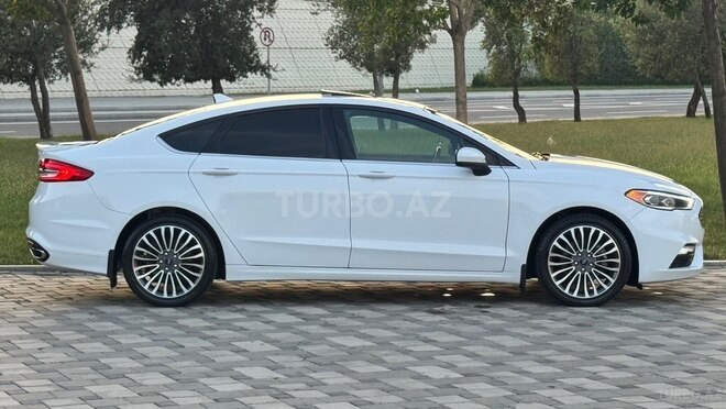 Ford Fusion (North America) 2018, 125,900 km - 2.0 l - Bakı