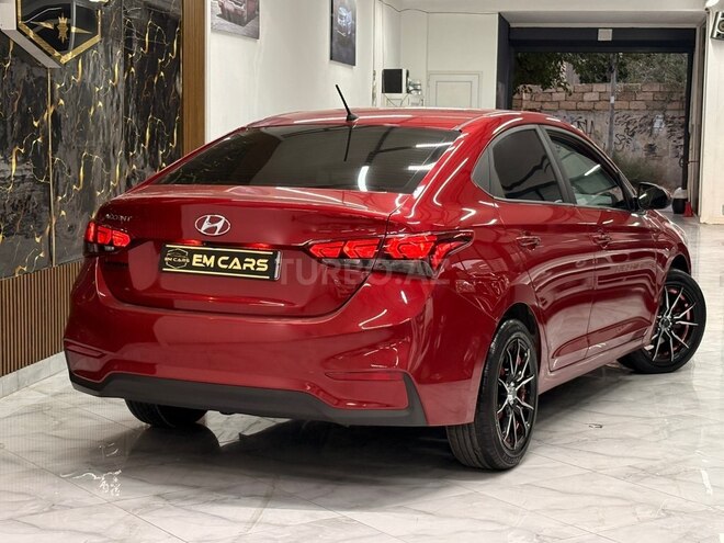 Hyundai Accent 2018, 205,996 km - 1.6 l - Bakı