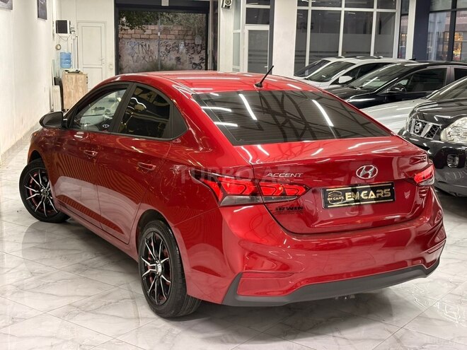 Hyundai Accent 2018, 205,996 km - 1.6 l - Bakı