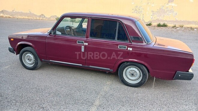 LADA (VAZ) 2107 2003, 134,646 km - 1.6 l - Salyan