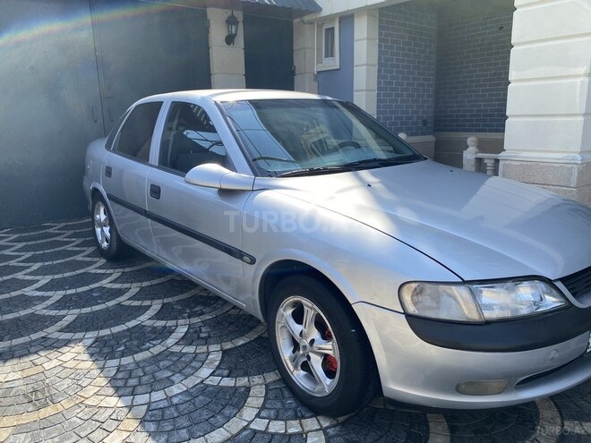 Opel Vectra 1997, 278,000 km - 1.6 l - Sumqayıt