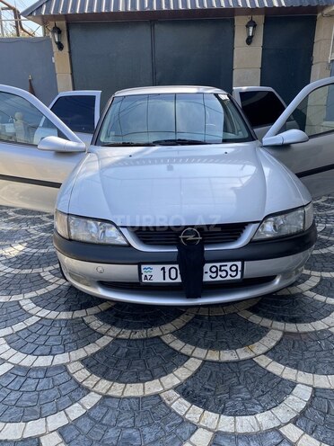 Opel Vectra 1997, 278,000 km - 1.6 l - Sumqayıt