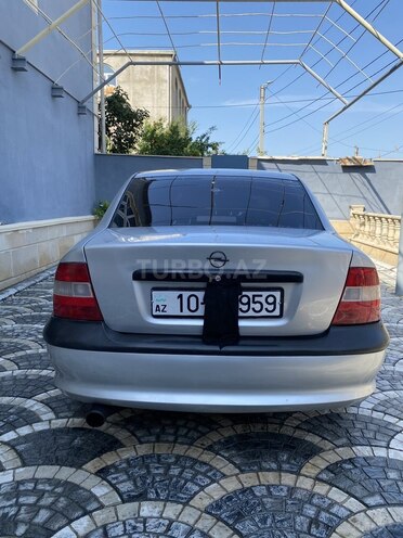 Opel Vectra 1997, 278,000 km - 1.6 l - Sumqayıt