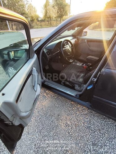 Mercedes C 200 1997, 585,458 km - 2.2 л - Sabirabad