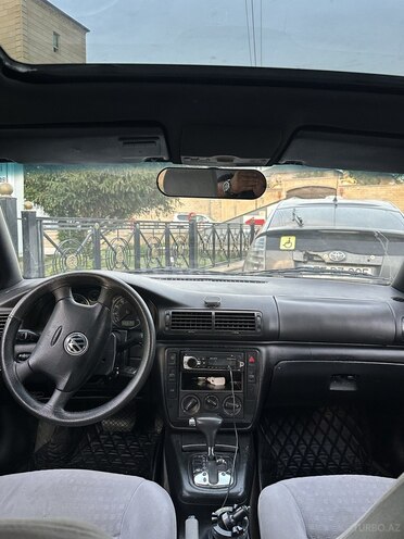 Volkswagen Passat 2001, 237,000 km - 1.8 l - Bakı