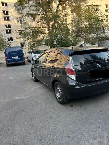 Toyota Aqua 2015, 290,000 km - 1.5 l - Bakı