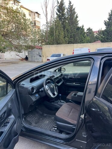 Toyota Aqua 2015, 290,000 km - 1.5 l - Bakı