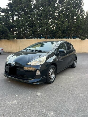 Toyota Aqua 2015, 290,000 km - 1.5 l - Bakı