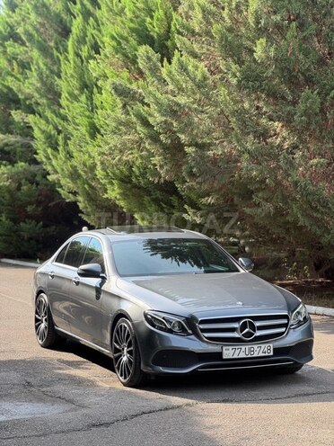 Mercedes E 220 d 2017, 216,261 km - 2.0 l - Qazax