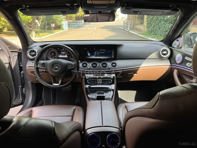 Mercedes E 220 d 2017, 216,261 km - 2.0 l - Qazax