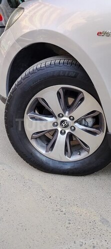 Hyundai Santa Fe 2011, 230,000 km - 2.0 л - Bakı