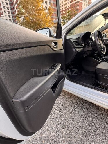 Hyundai Accent 2021, 85,000 km - 1.6 л - Bakı