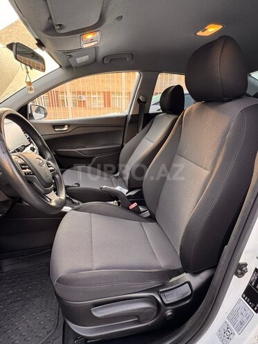 Hyundai Accent 2021, 85,000 km - 1.6 л - Bakı