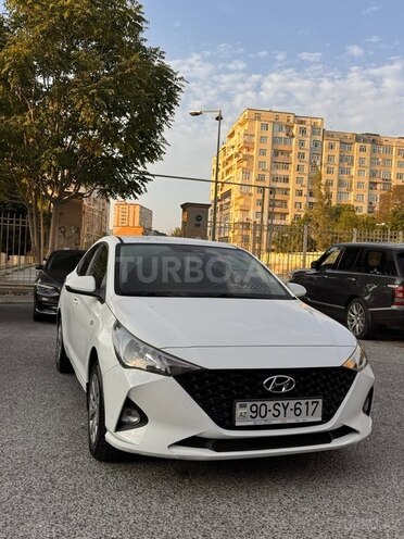 Hyundai Accent 2021, 85,000 km - 1.6 л - Bakı