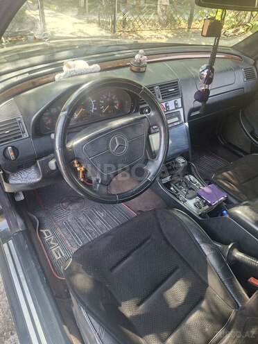 Mercedes C 230 1998, 197,645 km - 2.3 л - Şəki