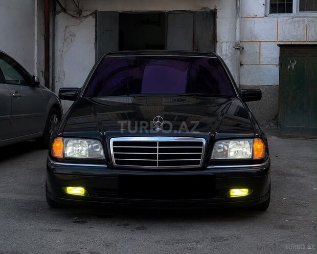 Mercedes C 180 1995, 220,000 km - 1.8 л - Bakı