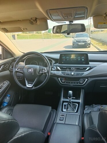 Changan  2019, 130,000 km - 1.5 л - Bakı