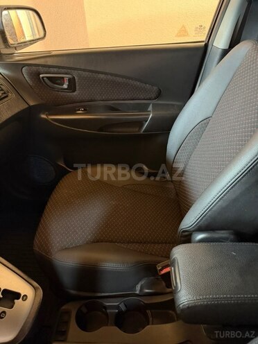 Hyundai Tucson 2007, 313,693 km - 2.0 l - Qazax