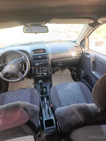 Opel Astra 2000, 380,000 km - 2.0 l - Bakı