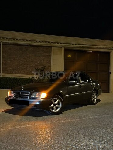 Mercedes C 180 1995, 220,000 km - 1.8 л - Bakı