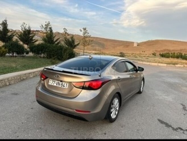 Hyundai Elantra 2014, 205,191 km - 1.8 л - Şamaxı