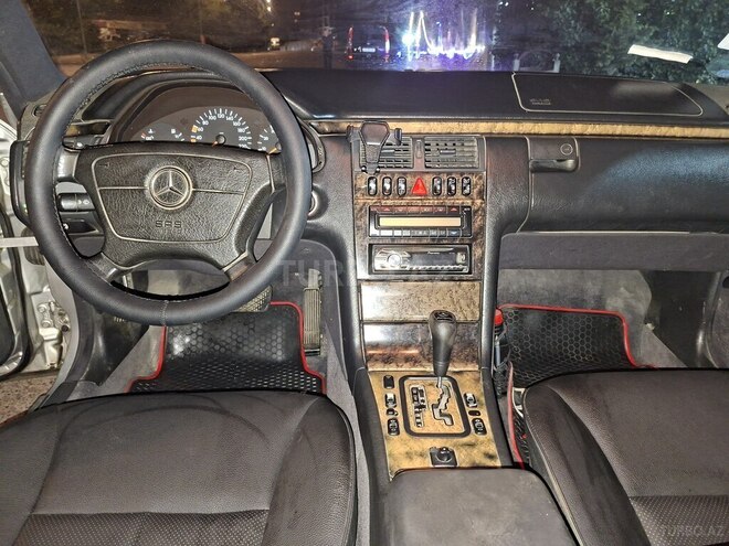 Mercedes E 240 1998, 433,875 km - 2.4 л - Bakı