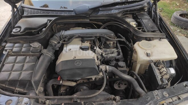 Mercedes C 200 2000, 188,000 km - 2.0 l - Bakı