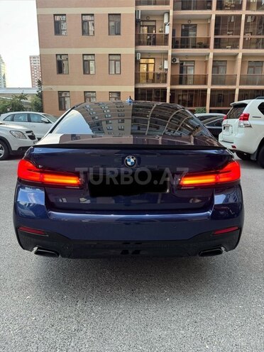 BMW  2018, 180,000 km - 2.0 l - Bakı