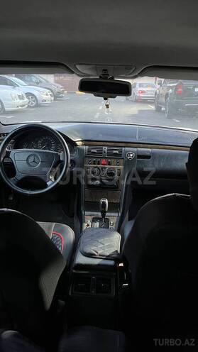 Mercedes E 200 1998, 485,000 km - 2.0 l - Bakı