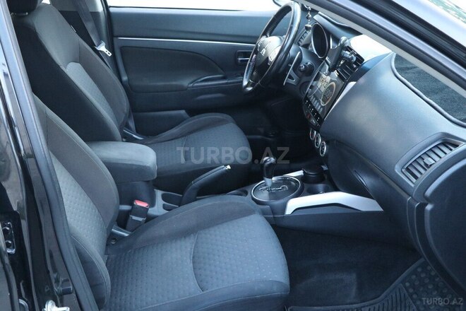 Mitsubishi Outlander Sport 2011, 127,409 km - 2.0 л - Bakı