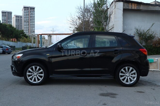 Mitsubishi Outlander Sport 2011, 127,409 km - 2.0 л - Bakı
