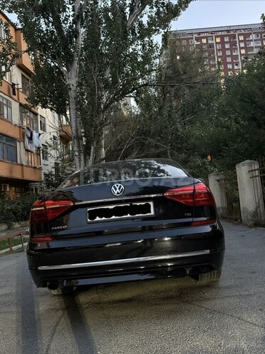Volkswagen Passat 2016, 205,000 km - 1.8 l - Bakı