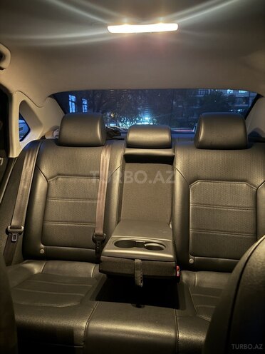 Volkswagen Passat 2016, 205,000 km - 1.8 l - Bakı