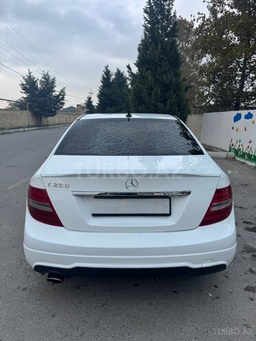 Mercedes C 250 2013, 252,000 km - 1.8 л - Bakı